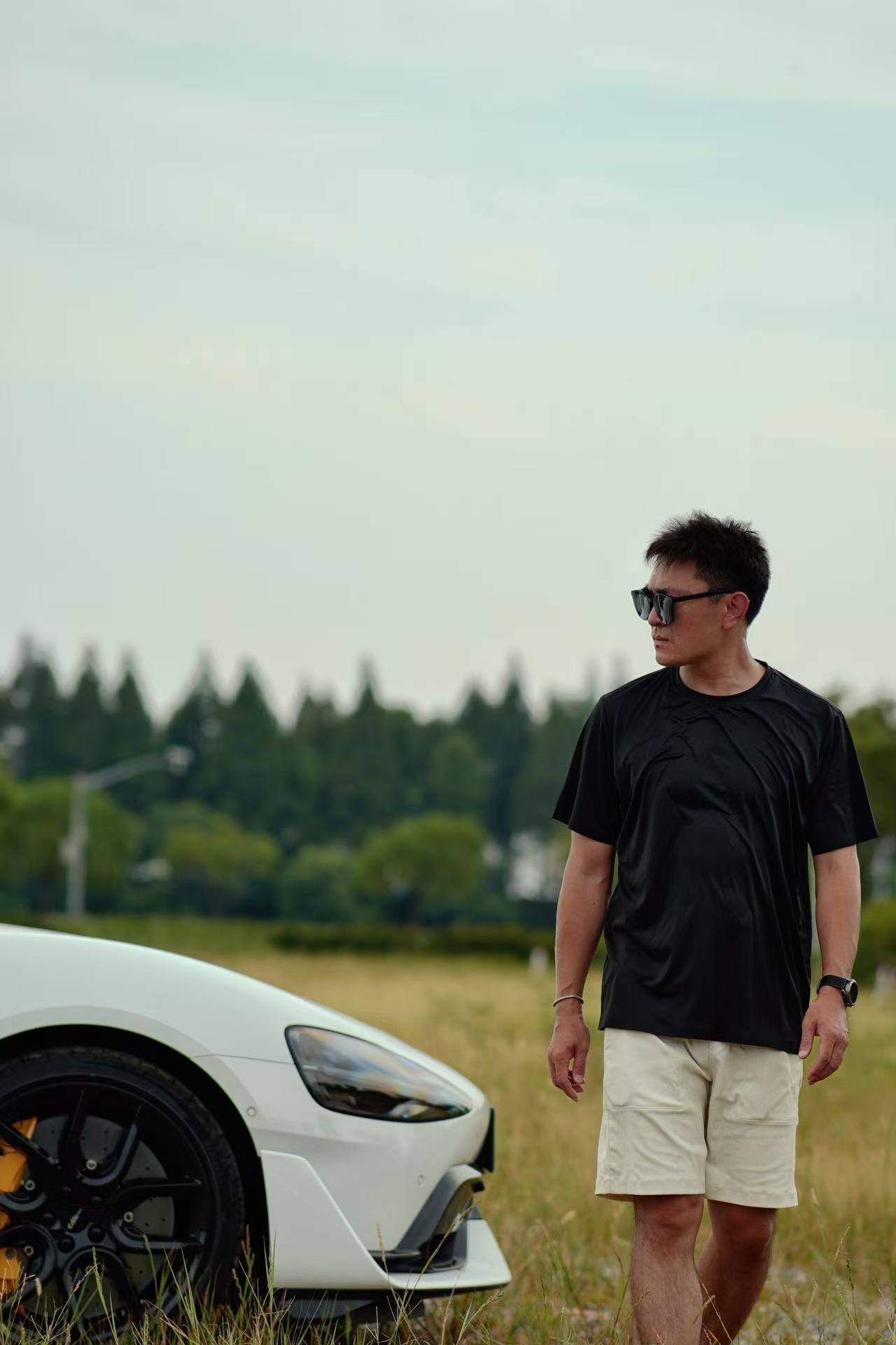 獨立試駕小米SU7 Ultra:你能買到的“最快車”