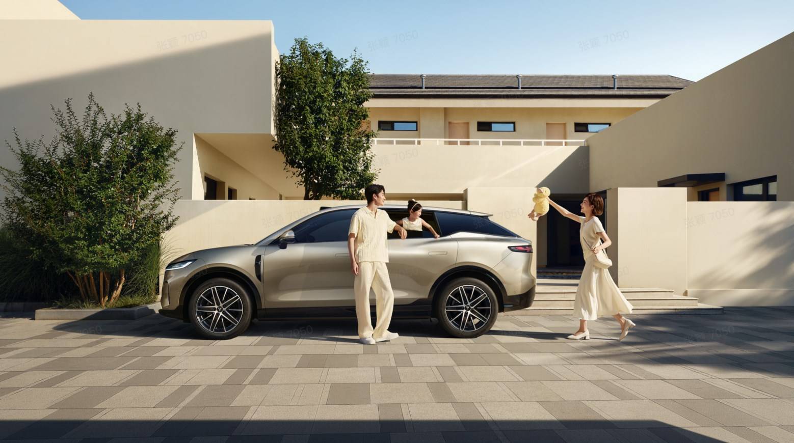 配華為“雙件套”,全新嵐圖知音預售價22萬元起,8月底上市