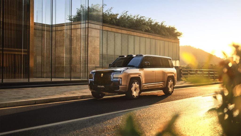 中式頂奢SUV面世,仰望U8L鼎世版售價(jià)128萬起!