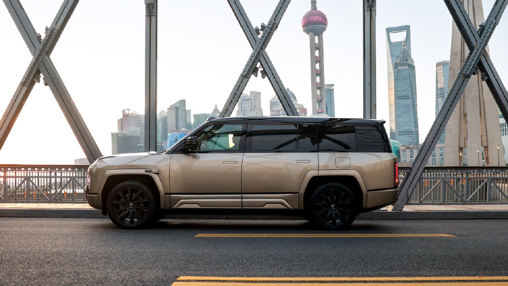 仰望U8L鼎世版上市 ″鼎級豪華″重塑時代話語權