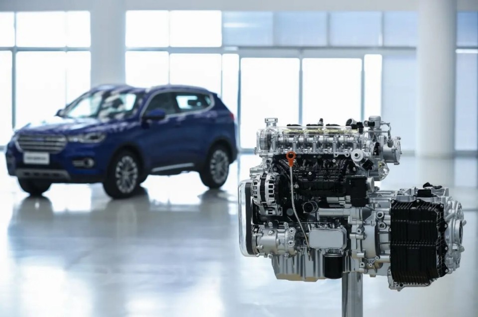 10個中年人7個不買電車,油車“殘余的魅力”還有這么大? 圖片