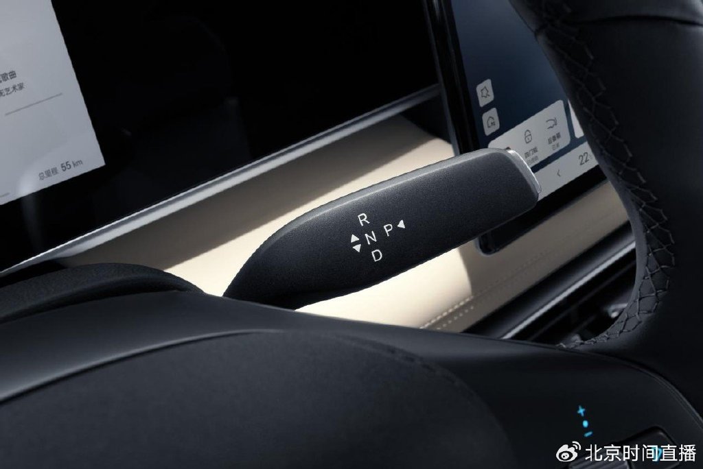 引領中級,刷新油耗2時代,2026款秦L DM-i上市