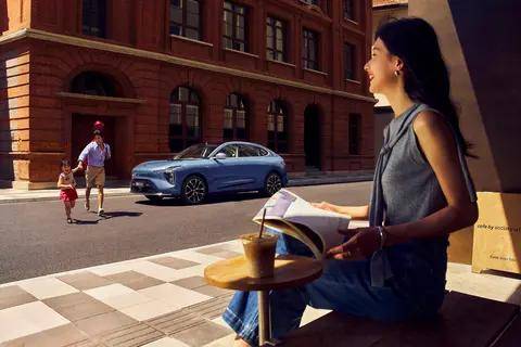 智己雙車亮相廣州車展,LS9開啟全國交付