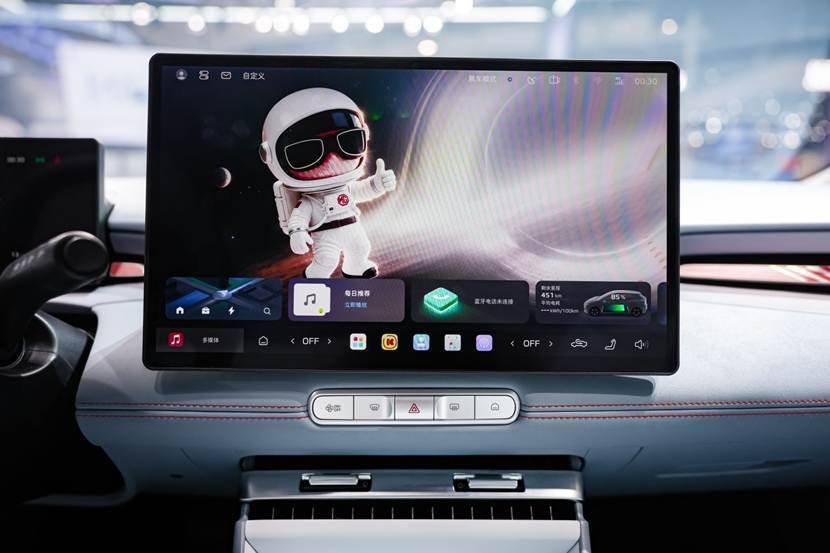 固態電池+滿配體驗,MG4成為10萬級必買電車!